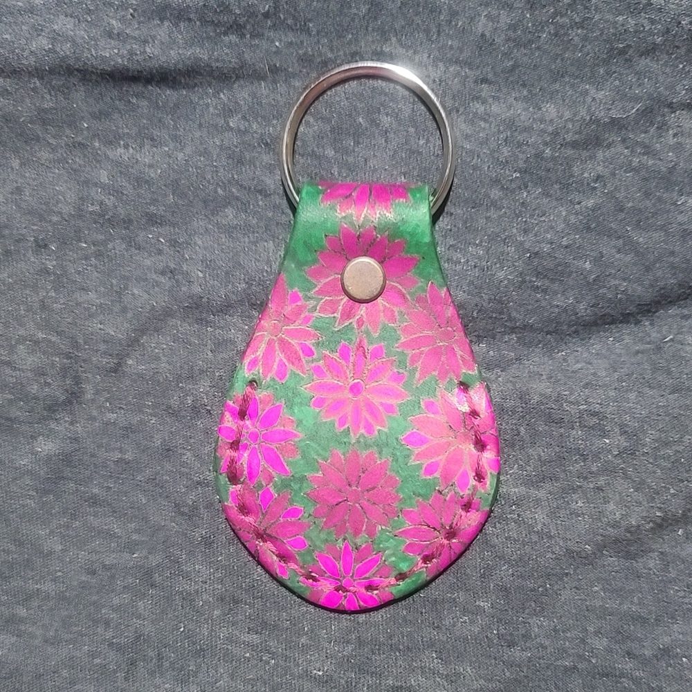 Cart Quarter / Air tag keyring